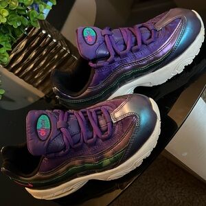 Kids Nike AirMax size 1